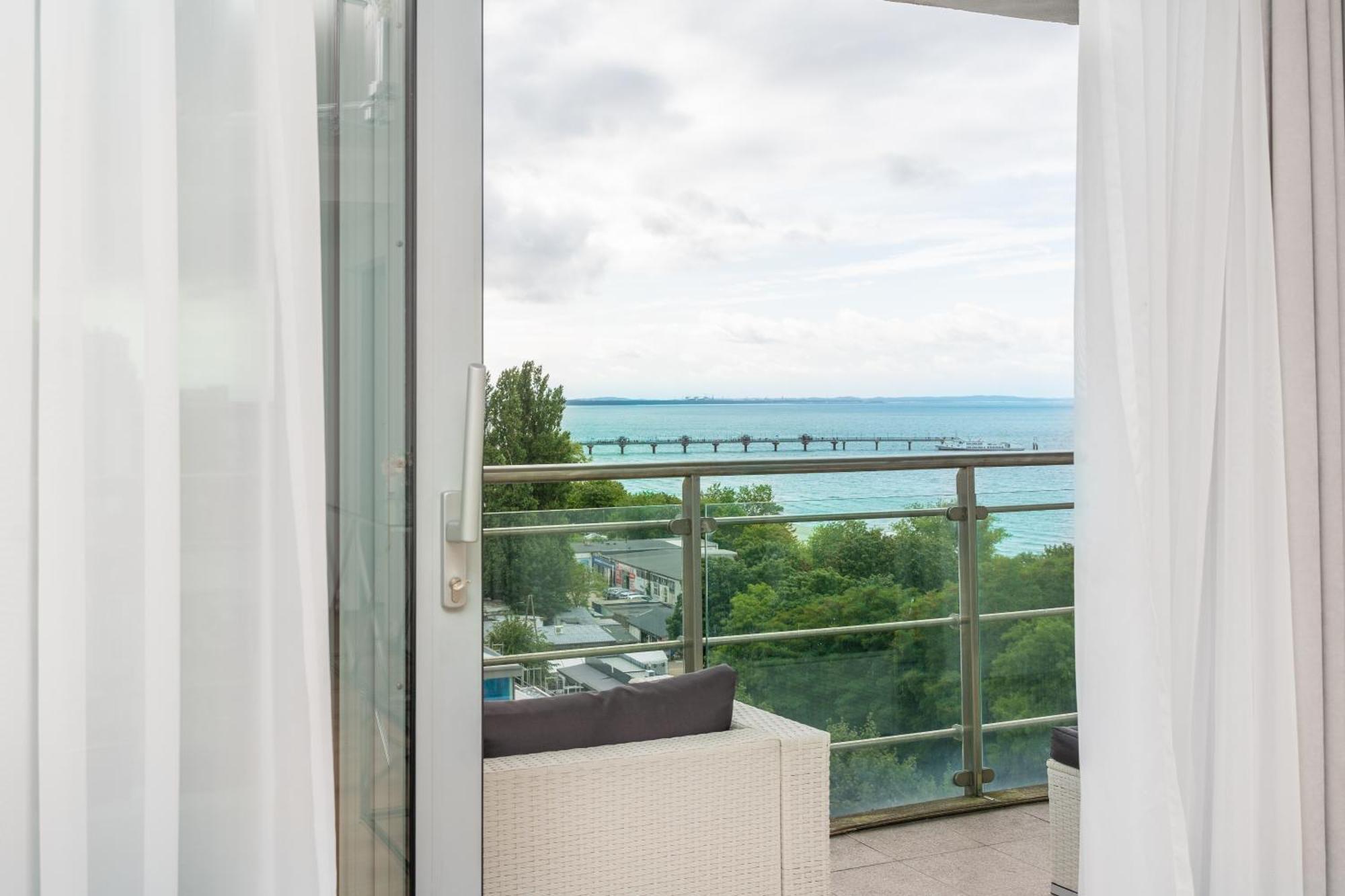 Your Holidays Promenada Gwiazd 28 Miedzyzdroje Exterior foto